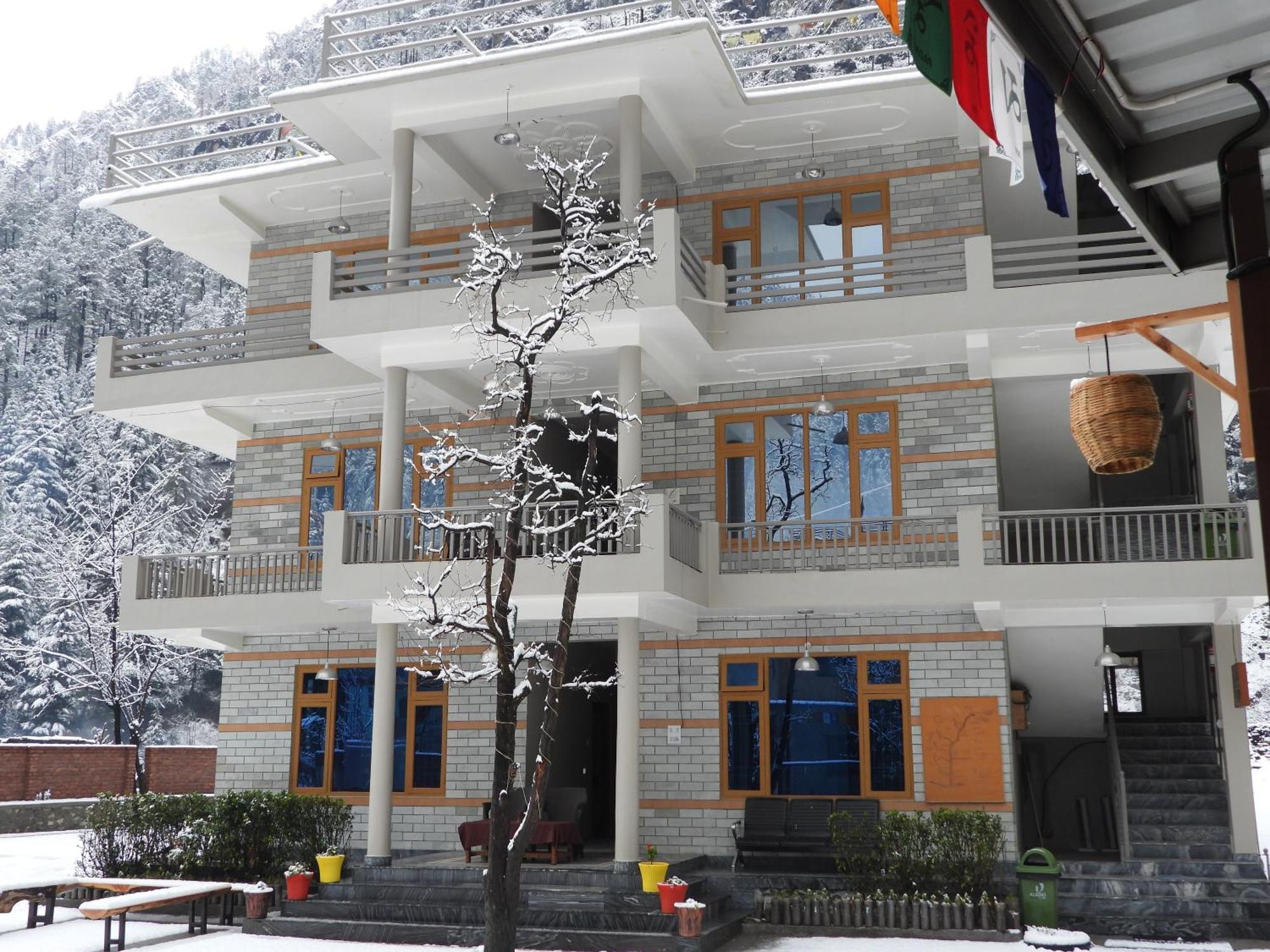 The Royal Orchard Kasol Hotel Kültér fotó