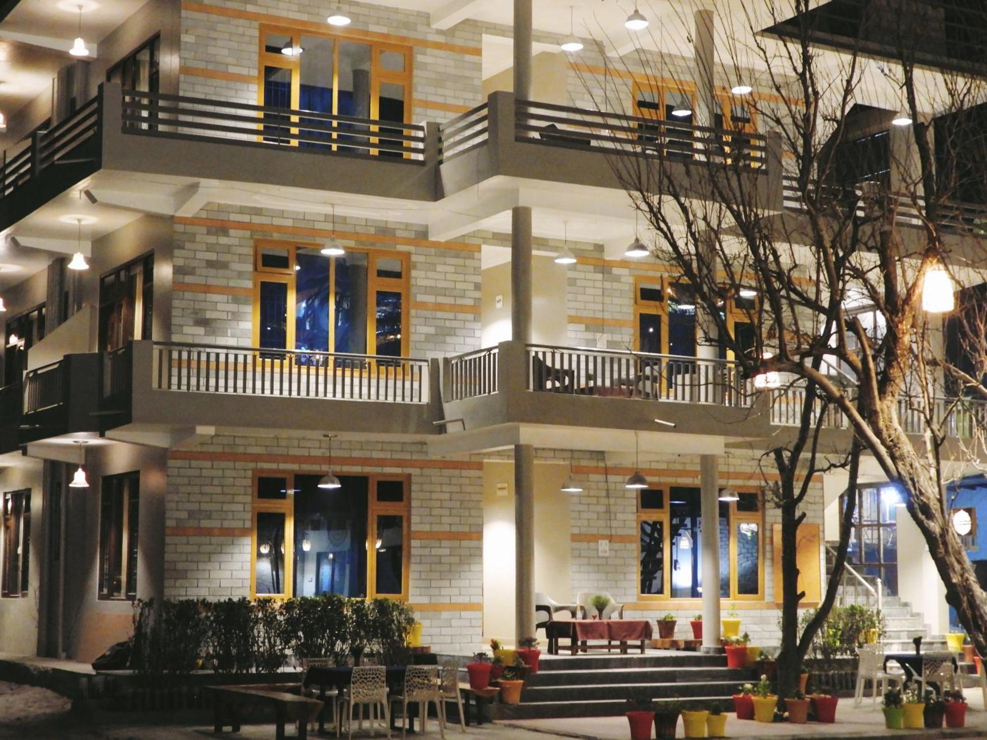 The Royal Orchard Kasol Hotel Kültér fotó
