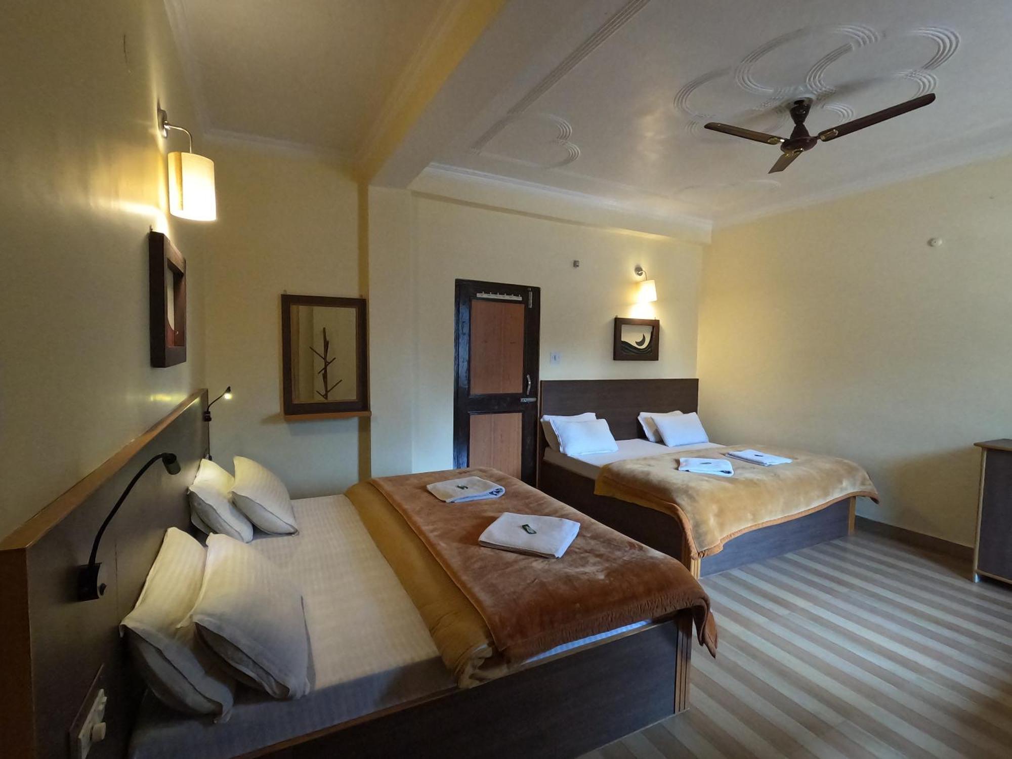 The Royal Orchard Kasol Hotel Kültér fotó