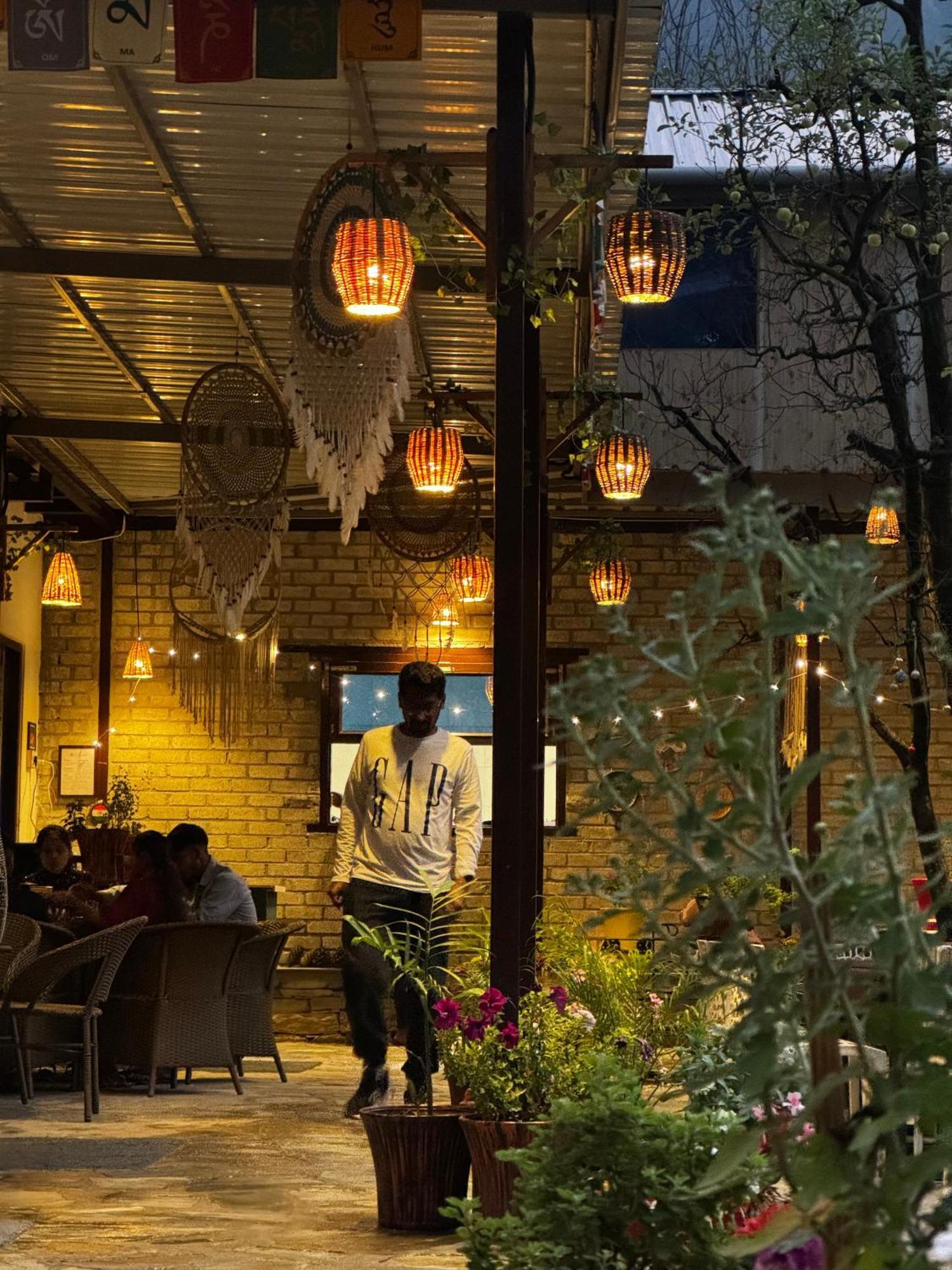 The Royal Orchard Kasol Hotel Kültér fotó